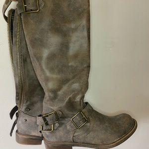 Gray riding boots. Size 7.5